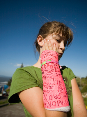 Maggie's Pink Cast